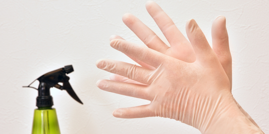 ニトリル・ラテックス手袋の違いや活用シーンを解説！各素材のメリット・デメリットも知ろう