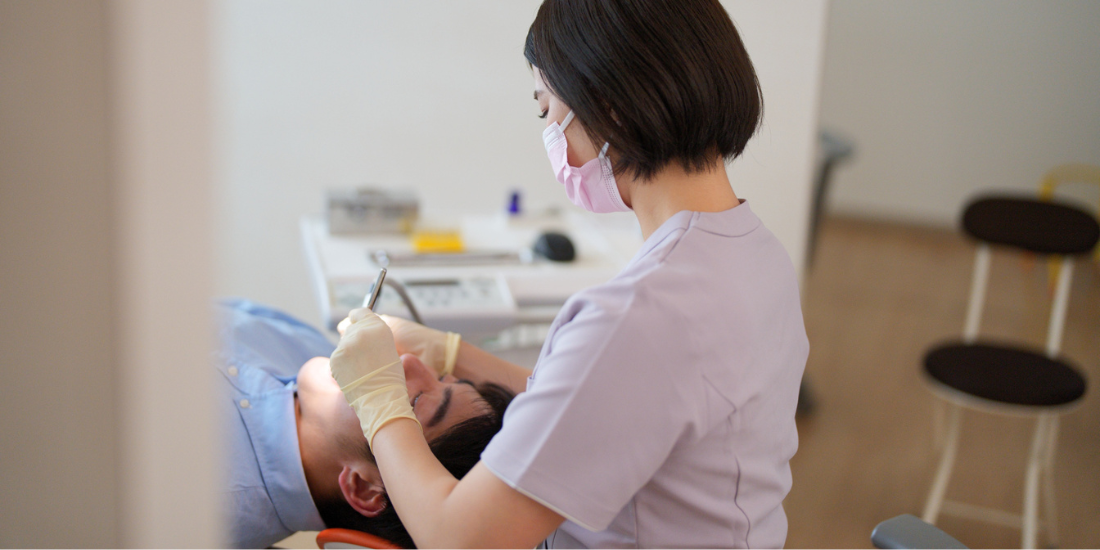 ラテックスフリーのグローブは歯科医院に向いているの？歯科業界に最適な手袋の選び方の基準