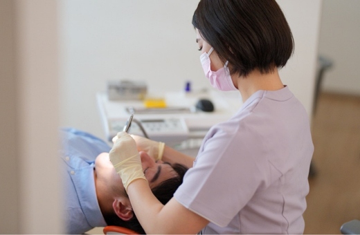 ラテックスフリーのグローブは歯科医院に向いているの？歯科業界に最適な手袋の選び方の基準