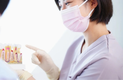 医療用手袋の素材や種類の違いを解説。手袋の選び方や使用時の注意点も