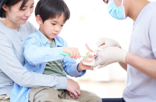 歯科医院で使用する使い捨てゴム手袋の選び方！素材や特徴から手に馴染む商品を